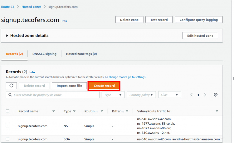 Crear un registro para la zona alojada