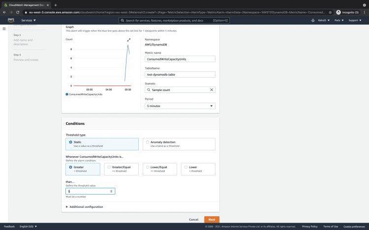 Especifica la métrica y las condiciones