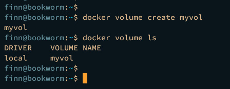 crear volumen de comprobación docker