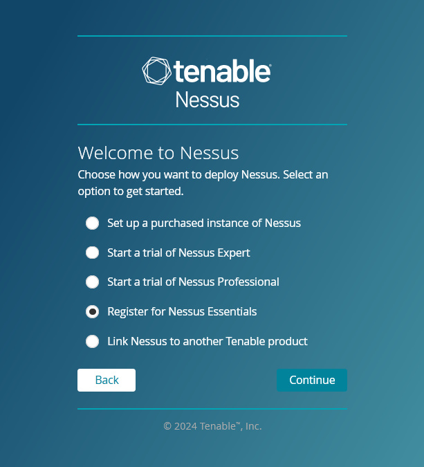 regístrate en Nessus Essentials