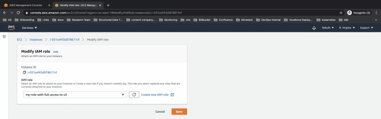 Seleccionar y adjuntar un rol IAM a la instancia EC2